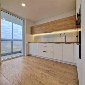 3 izbový, 68m2, 6m loggia, Terasa, Kežmarská, nová rekonštru