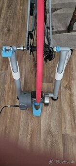 Cyklotrenazer tacx flow