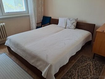 Darujem posteľ