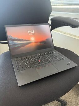 Lenovo ThinkPad X1 Carbon 7. Gen s dotykovym displejom