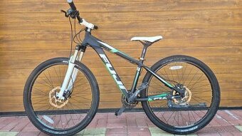 Horský bicykel značky FUJI