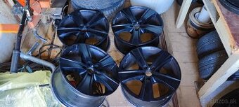 Disky r18 - 1