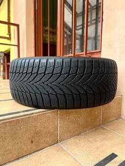 225/40 R19 zimná pneumatika 1 kus