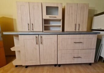 Predám kuchynskú linku 218cm