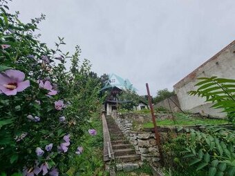 Predaj chaty vo vinárskej oblasti v Šahách, okres Levice
