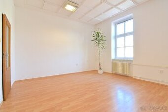 Prenájom kancelárskych priestorov na Štefánikovej triede 84