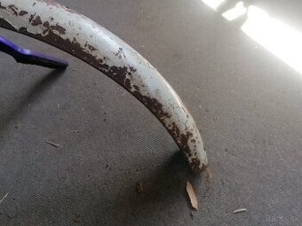 Zadný blatník na Stadion s11