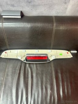 Fiat 500 tretie brzdové svetlo