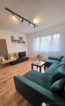 Na prenájom 2 izbový moderný byt BLÍZKO CENTRA