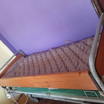 Zdravotnú postel - 1