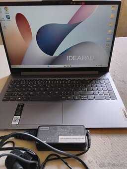 LENOVO IdeaPad Slim 3