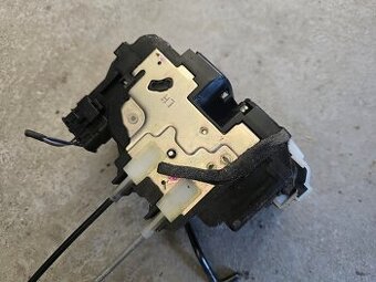 Zámok dverí Hyundai i20