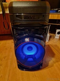 Výkonný reproduktorový systém LG XBOOM