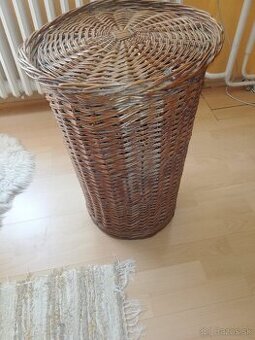 Ratanový kôš na prádlo