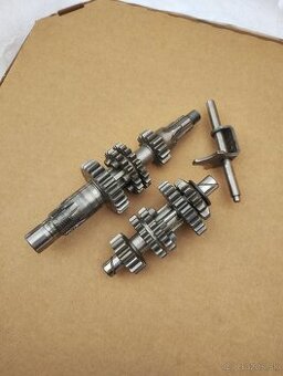 Prodám uloženkovou převodovku na jawa 50 typ 20, 21 a 23