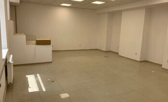 Atraktívne obchodné priestory - 72 m2 - pri Auparku