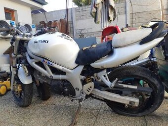 Kupim suzuki sv 650