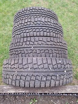 Zimne pneu 205/65 r16 - dodavky,offroad,4x4,suv