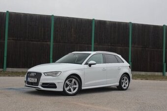 Audi A3 Sportback 1.4 TFSI e-tron Sport S AJ NA SPLÁTKY