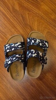 detské šľapky veľ. 28