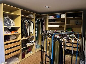 Šatnikove skrine ikea