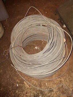 Al lano jadro ocelove