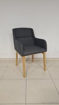 Dubové kreslo , šedá stolicka
