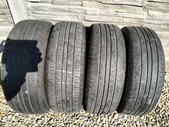 Hankook 225/60/17 - 1