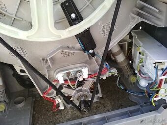 Rozpredam práčku Electrolux EWT1366HGW na NAHRADNE DIELY