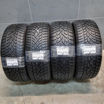 Zimné pneumatiky 235/40 R19 DUNLOP RSC