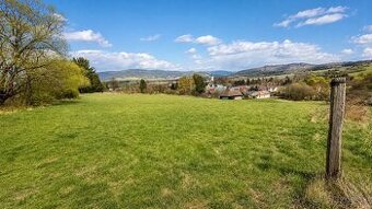 TARGETreal | Veľkorysý stavebný pozemok 1,2 ha v obci Sklené