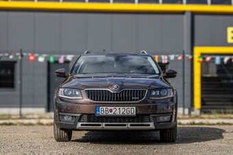 Škoda Octavia Combi Scout AT/6 135kW