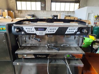 kávovar Astoria 2100 €