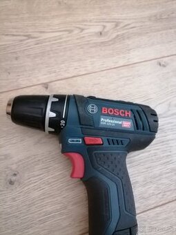 Aku vrtaci skrutkovač,, BOSCH GSR 12V 15 - - - - 70€ - 1