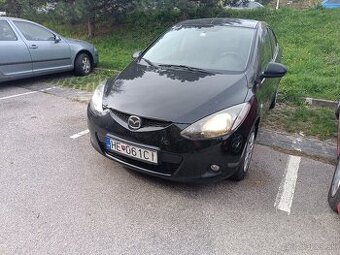 Predám Mazda 2 1,3 i benzín manual