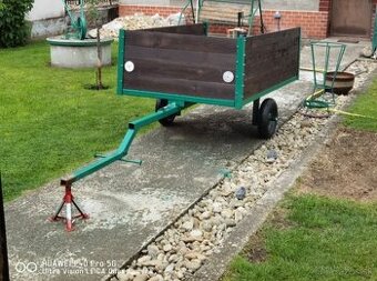 Vozik za malotraktor