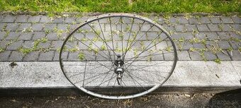 Predám zánovný trekový bicykel Active Trekking,kolesá 28",r