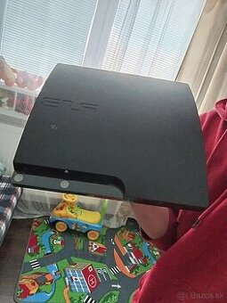 Predávam PS3 plnu funkčnu