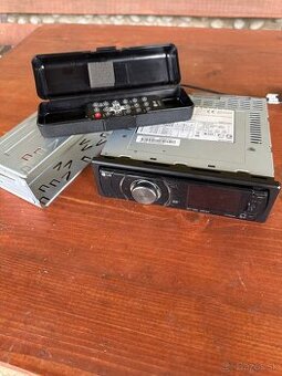 LG LCF600UR autorádio
