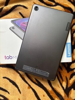 Lenovo TAB M8 poškodený display