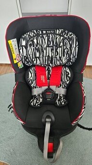Britax Romer Dualfix i-size s novorodeneckou vložkou