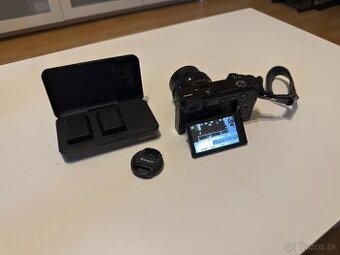 Sony a6000 s extra batériami na predaj