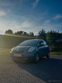 Toyota yaris 1.0T 5D