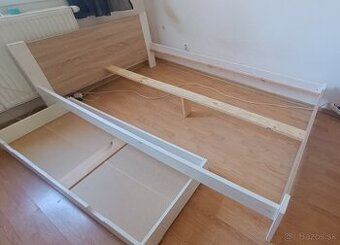 Posteľ 120x200 s úložným priestorom