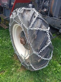 Reťaze na traktor