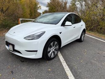 Predám Tesla Y Long Range Dual Motor