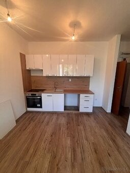 2-izbový byt NA PREDAJ v Hlohovci v blízkosti žel. stanice