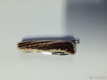 Poľovnícky nôž zatvárací