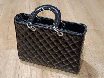 ŠTÝLOVÁ kabelka čierna, do ruky, zips, málo nosená - 1