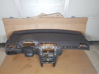 Predám hnedú originálnu palubnú dosku Škoda Superb 2 L&K